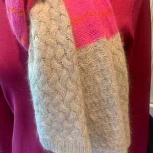 KNITTED WOOL BLEND SCARF PINK STRIPE TAN TRIM